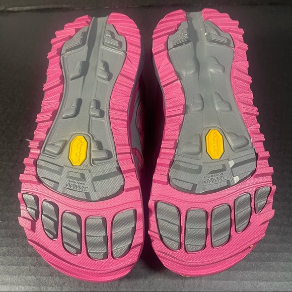 Altra Womens’ 5.5M Olympus Zero Drop Foot shape Trail Runs BNWOB PRICE FIRM! - Picture 4 of 10